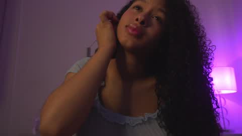 yayoi_cresp18 online show from 12-18-24, 01:02