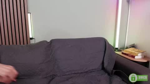 Snapshot of ye11ow_d3v1l chatting on 02-26-26, 06:40 Matt Laura online show from 02-26-26, 06:40