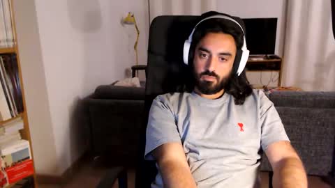 yeeaahoo online show from 10-15-25, 06:19