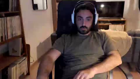 Snapshot of yeeaahoo chatting on 04-15-26, 07:10 yeeaahoo online show from 04-15-26, 07:10