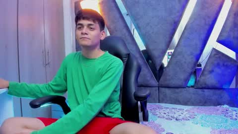 yef_thinn online show from 10-17-25, 03:31