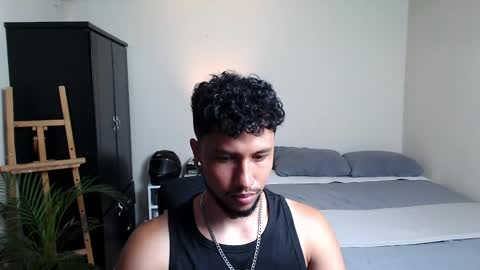 yeff online show from 04-25-26, 12:13