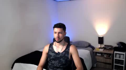 Snapshot of yeff_stone chatting on 07-11-26, 01:41 yeff online show from 07-11-26, 01:41