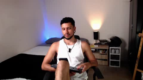 Snapshot of yeff_stone chatting on 07-17-26, 12:50 yeff online show from 07-17-26, 12:50
