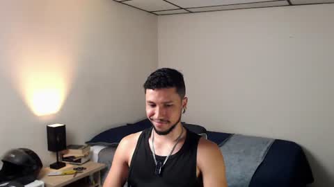 Snapshot of yeff_stone chatting on 07-28-26, 12:18 yeff online show from 07-28-26, 12:18