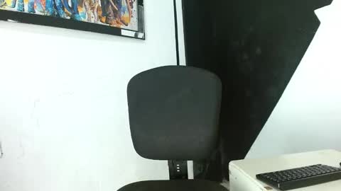 Snapshot of yeiko_park23 chatting on 12-05-25, 01:14 Yeiko Park23 online show from 12-05-25, 01:14