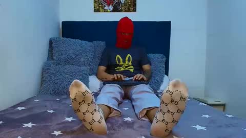 yeisongomezz online show from 11-28-25, 02:14