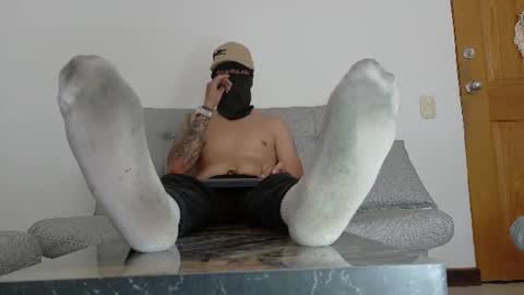 Snapshot of yeisongomezz chatting on 06-28-26, 06:03 yeisongomezz online show from 06-28-26, 06:03