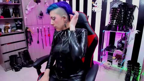 Yelena online show from 03-08-25, 11:18