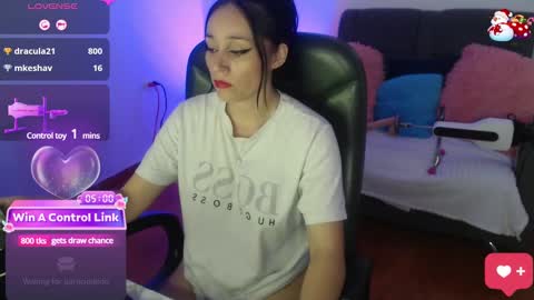 Snapshot of yeliana_sexy chatting on 12-19-24, 12:56 Valery  online show from 12-19-24, 12:56