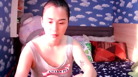 Snapshot of yella_hope chatting on 03-20-26, 09:14 yella hope online show from 03-20-26, 09:14