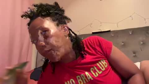 Snapshot of yella_princess chatting on 07-02-26, 03:34 Yella Princess online show from 07-02-26, 03:34