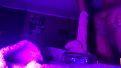 Snapshot of yelladaniella chatting on 03-15-26, 08:53 Ella Ts online show from 03-15-26, 08:53