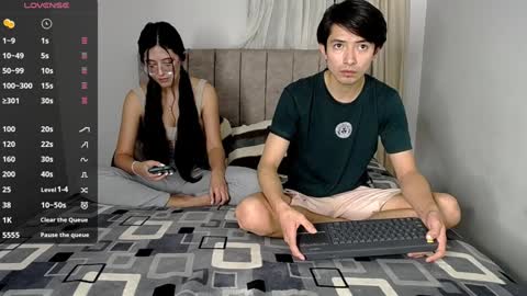 Snapshot of yellowpokemon chatting on 12-10-24, 09:00 Jodie Andy 3 online show from 12-10-24, 09:00