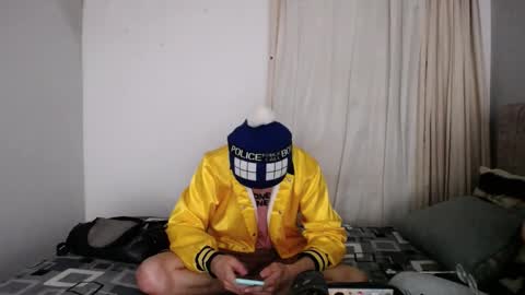 Snapshot of yellowpokemon chatting on 09-10-25, 04:12 Jodie Andy 3 online show from 09-10-25, 04:12