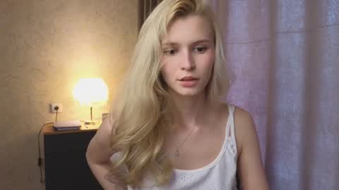 Yenna online show from 06-29-26, 03:12