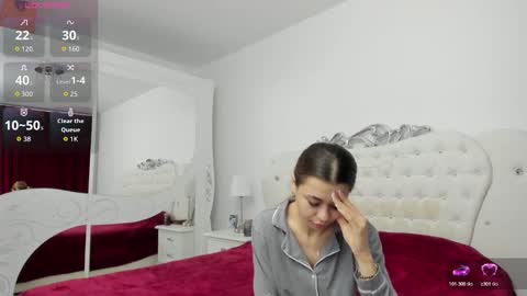 yennefer13 online show from 02-16-26, 09:44