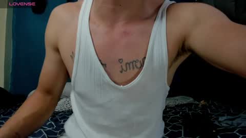 Snapshot of yervi_1994 chatting on 03-27-26, 04:29 yervi_1994 online show from 03-27-26, 04:29