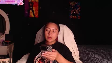 Snapshot of yes2802 chatting on 11-04-25, 06:07 Yesi online show from 11-04-25, 06:07