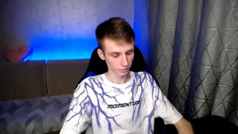 Snapshot of yes_cute_boy_ chatting on 03-01-25, 09:59 Eden online show from 03-01-25, 09:59