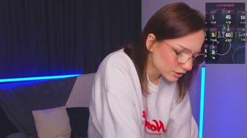 Snapshot of yes_ready chatting on 01-31-25, 01:54 eva online show from 01-31-25, 01:54