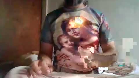 Snapshot of yeshuaaa999 chatting on 12-13-25, 10:59 yeshuaaa999 online show from 12-13-25, 10:59