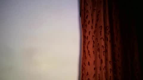   online show from 11-22-25, 12:42