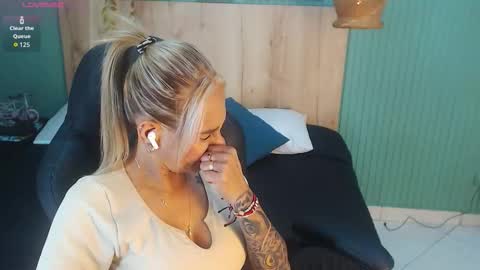 yessika_parker online show from 09-24-25, 02:04