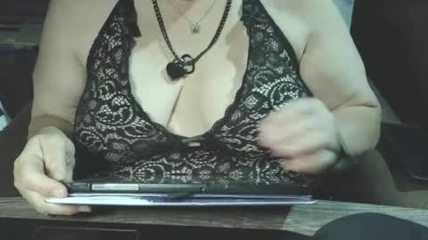 yessirprincesspet online show from 06-21-26, 02:25