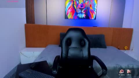 Snapshot of yeye_sweet_ chatting on 12-01-25, 12:37 YEYE online show from 12-01-25, 12:37