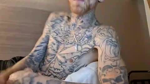 yfwb69xxx online show from 10-18-25, 11:33