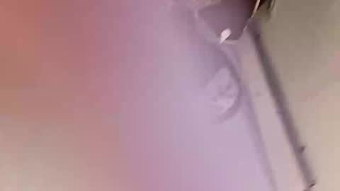 yfwb69xxx online show from 11-02-25, 03:42