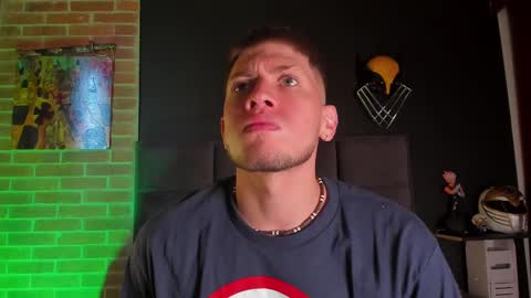  YHAN ALVAREZ25  online show from 02-01-25, 02:13