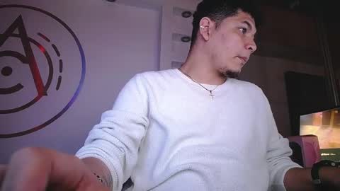  YHAN ALVAREZ25  online show from 04-30-26, 08:53