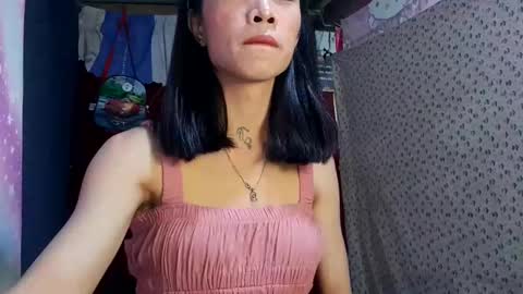 Snapshot of yhanie08 chatting on 12-22-24, 10:06 Sweet Yhanie online show from 12-22-24, 10:06