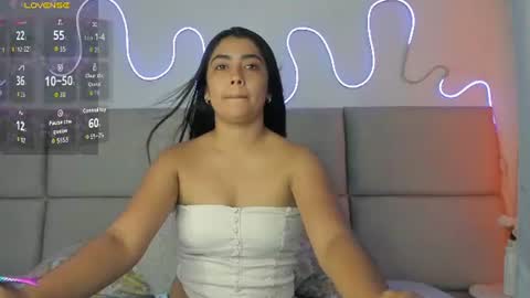 Snapshot of yiiraa chatting on 06-10-26, 07:13 Dariany online show from 06-10-26, 07:13