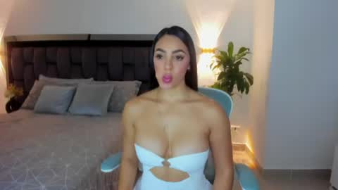 Snapshot of yikaalves chatting on 07-06-26, 12:07 Yika Alves online show from 07-06-26, 12:07