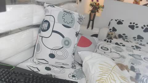 YINAROSS online show from 03-15-26, 10:49