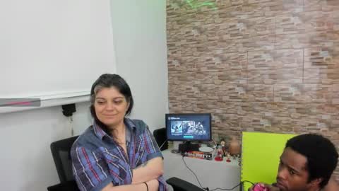 yinyyanghot online show from 11-28-25, 05:21