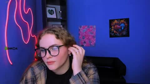 Ylia online show from 04-03-26, 11:19