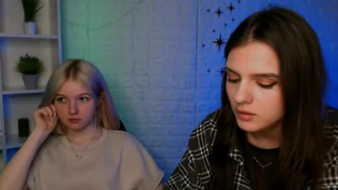 Snapshot of ylia_fress chatting on 05-04-26, 02:24 Ylia online show from 05-04-26, 02:24