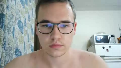 Yminoske online show from 12-03-25, 03:54