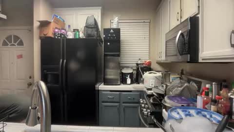 Palmela Handerson online show from 10-26-25, 01:33