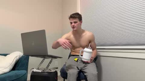 yngdesire1 online show from 12-22-25, 05:59