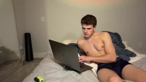 yngdesire1 online show from 01-10-26, 09:44