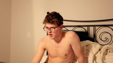 yngdesire1 online show from 04-26-26, 11:30