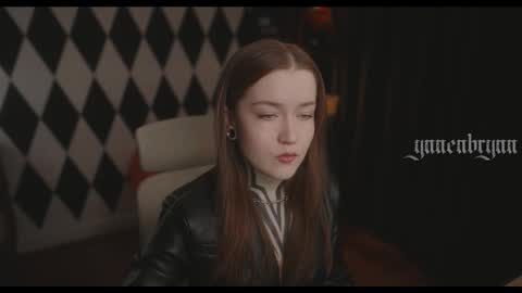 ynnenbrynn online show from 11-18-25, 07:24