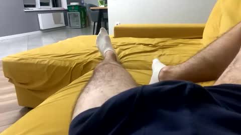 Snapshot of ynno31 chatting on 09-21-25, 08:43 Giannis online show from 09-21-25, 08:43