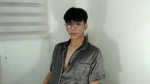 Snapshot of ynotyu chatting on 09-09-25, 07:46 ynotyu online show from 09-09-25, 07:46