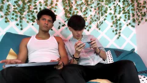 yoel_allan_hot88 online show from 10-06-25, 07:33